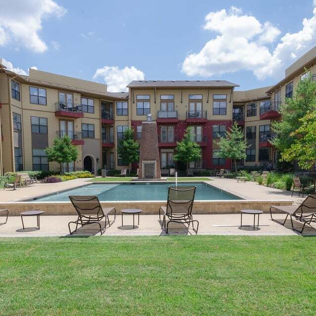 DeSoto Town Center in Desoto, TX - Building Photo