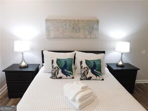 213 Claire Dr SE in Atlanta, GA - Building Photo - Building Photo