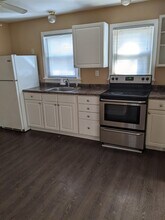 608 N James St in Champaign, IL - Building Photo - Building Photo