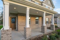 2217 Hospitality Ln in Murfreesboro, TN - Foto de edificio - Building Photo