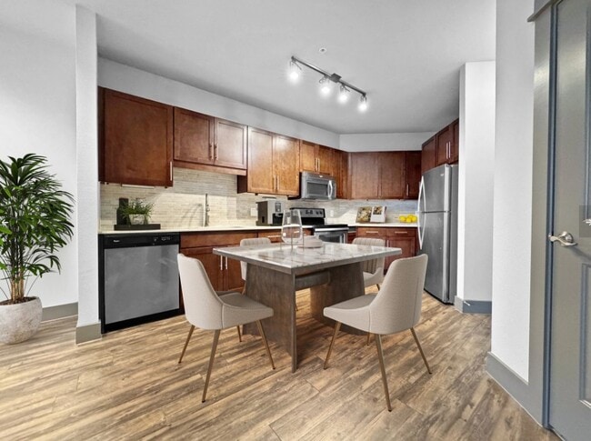 2910 Milam St in Houston, TX - Building Photo - Building Photo