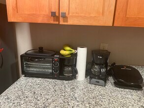 2120 Lara Dr in Sierra Vista, AZ - Foto de edificio - Building Photo