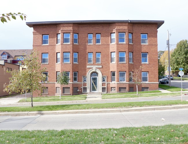 Navarre Apartments in Des Moines, IA - Foto de edificio - Other