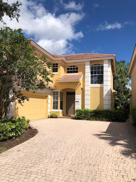 8400 Heritage Club Dr in West Palm Beach, FL - Building Photo