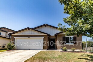 10423 Legacy Cv in San Antonio, TX - Building Photo