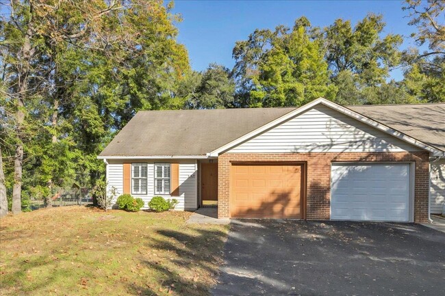 800 Ashlyn Forest Dr in Tallahassee, FL - Building Photo - Building Photo