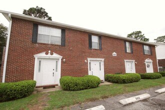3842 Belle Meade Ct in Pensacola, FL - Building Photo - Building Photo
