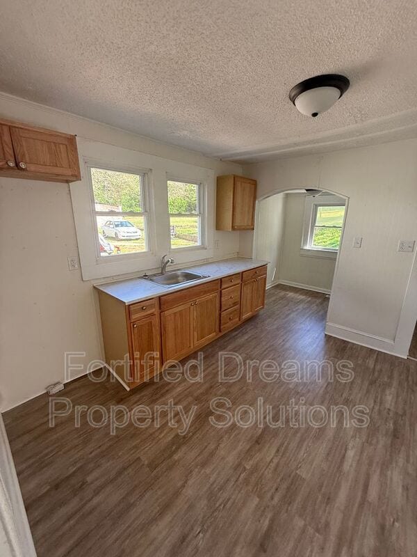 636 McCreary St in Winston-Salem, NC - Building Photo - Building Photo