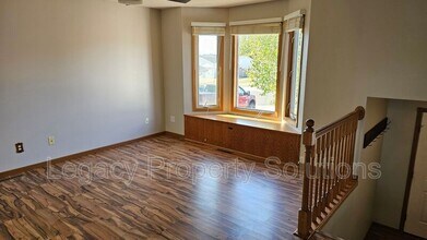 2535 Colonial Dr in Bismarck, ND - Building Photo - Building Photo