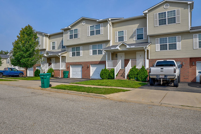 Troon Crossing in Zanesville, OH - Building Photo - Building Photo