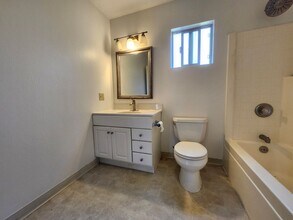 1449 Ditty Ave in Santa Rosa, CA - Building Photo - Building Photo