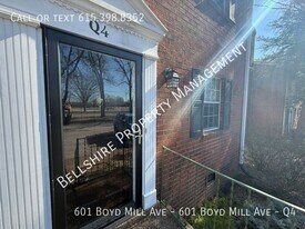601 Boyd Mill Ave in Franklin, TN - Building Photo