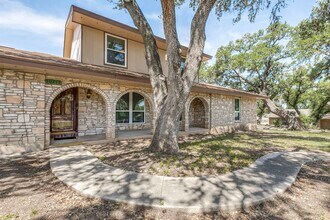 10215 Charter Ridge in San Antonio, TX - Building Photo - Building Photo