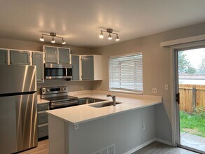 9696 W Chatfield Ave in Littleton, CO - Building Photo - Building Photo