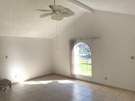 21026 Settlers Valley Dr in Katy, TX - Building Photo