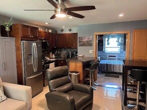 240 N Collier Blvd in Marco Island, FL - Building Photo - Building Photo