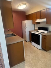 1326 San Pedro Dr SE in Albuquerque, NM - Building Photo - Building Photo