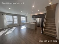 8466 Midtown Wy in Chilliwack, BC - Building Photo - Building Photo