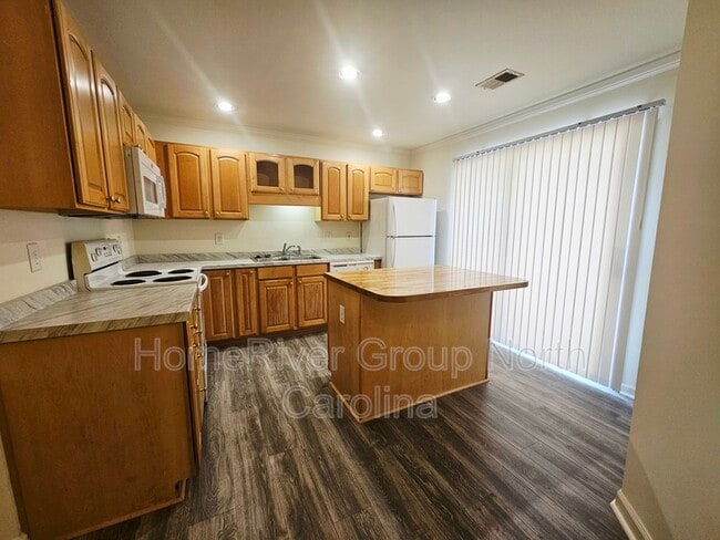 3764 Winborne Ln in Greensboro, NC - Building Photo - Building Photo