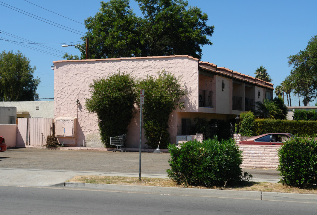 512 N 1st St in El Cajon, CA - Building Photo