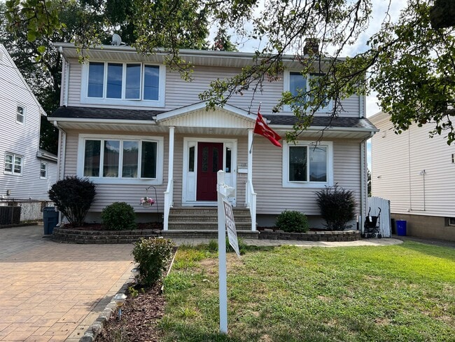 298 Nedellec Dr, Unit #2