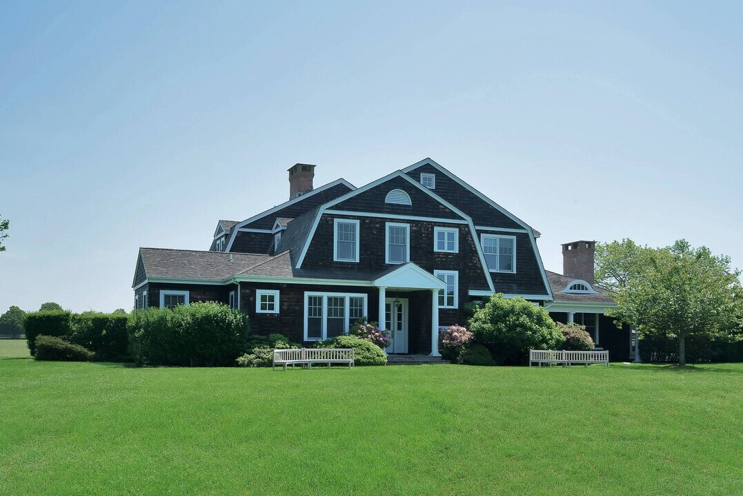 198 Hedges Ln in Sagaponack, NY - Foto de edificio