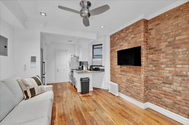 property at 52 Barrow St