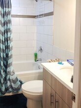 3706 N Wilton Ave, Unit 3 in Chicago, IL - Building Photo - Building Photo