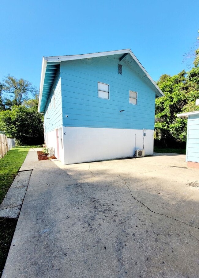 3903 W Gadsden St in Pensacola, FL - Building Photo - Building Photo