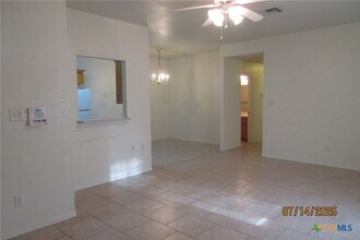2606 Edgefield St in Killeen, TX - Building Photo - Building Photo