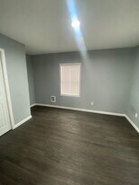 610 St Helens St in Yakima, WA - Building Photo