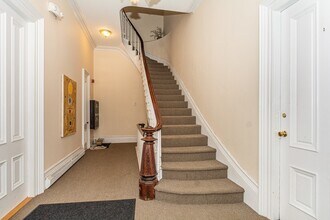 78 W Concord St, Unit 2 in Boston, MA - Foto de edificio - Building Photo