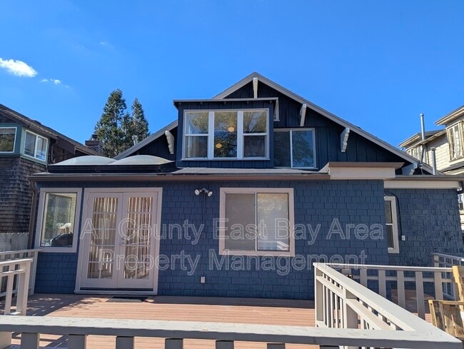 property at 1529 Josephine St