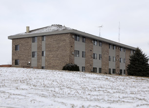 Lakeside Apartments in Buffalo, MN - Building Photo - Building Photo