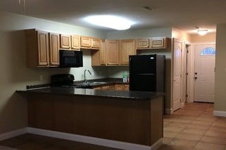 1640 Blue Horizon Dr, Unit 203 in Morgantown, WV - Building Photo - Building Photo