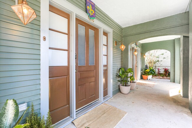 1808 Moss St in New Orleans, LA - Building Photo - Building Photo