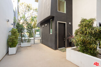 507 Orlando Ave in West Hollywood, CA - Building Photo - Building Photo