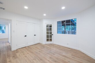 4437-4439 Vista Del Monte Ave in Sherman Oaks, CA - Building Photo - Building Photo