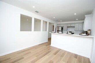 2135 Bunzel St in Houston, TX - Building Photo - Building Photo
