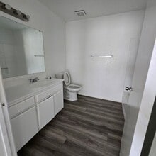 3400 15th St W, Unit 100 in Rosamond, CA - Foto de edificio - Building Photo