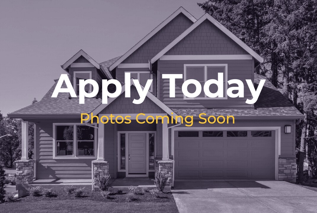 2631 S Hills in Riverdale, GA - Building Photo