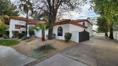 2005 E Caroline Ln in Tempe, AZ - Building Photo - Building Photo