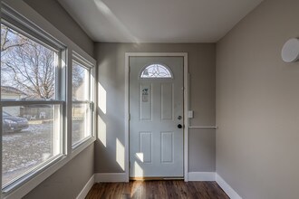 1125 Thomas St SE in Grand Rapids, MI - Building Photo - Building Photo