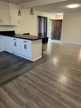 8420 Rincon Ave in Sun Valley, CA - Building Photo - Building Photo