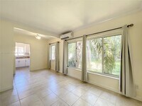 1090 NE 115th St photo'