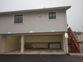 9327 Woodlea Ct in Manassas, VA - Building Photo - Building Photo
