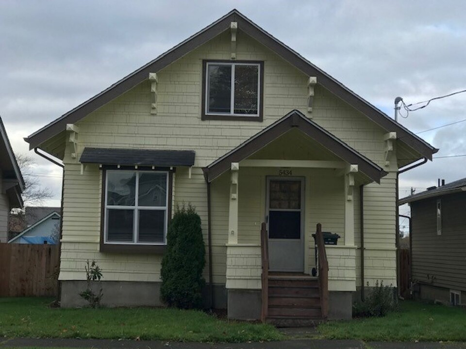 5434 S L St in Tacoma, WA - Building Photo