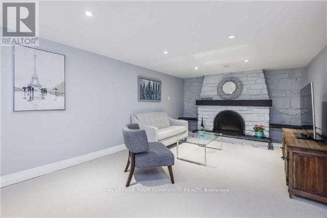 52 Tweedrock Crescent in Toronto, ON - Building Photo