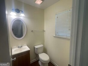 5553 Sable Way in Atlanta, GA - Building Photo - Building Photo