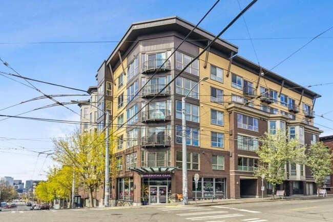property at 1420 E Pine St
